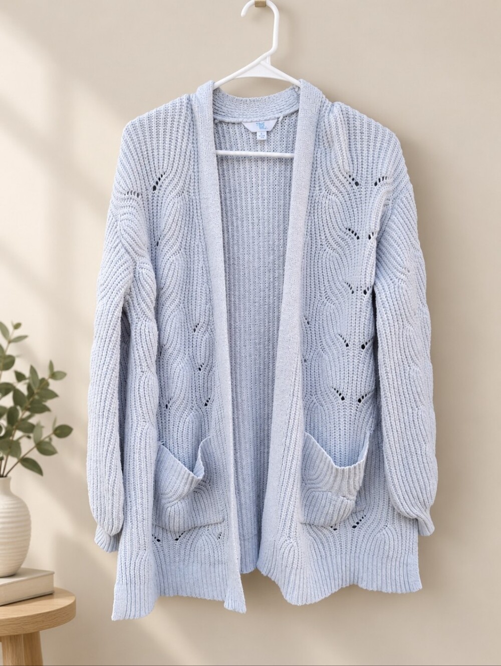 Time and Tru Light Gray Open-Front Knit Cardigan